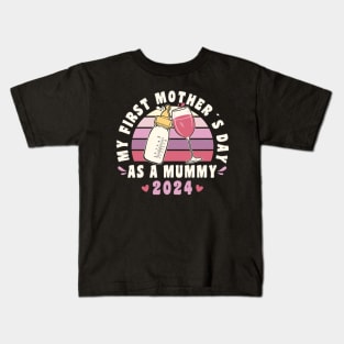 Funny My First Mother´s Day As A Mummy 2024 Retro Vintage Sunset Kids T-Shirt